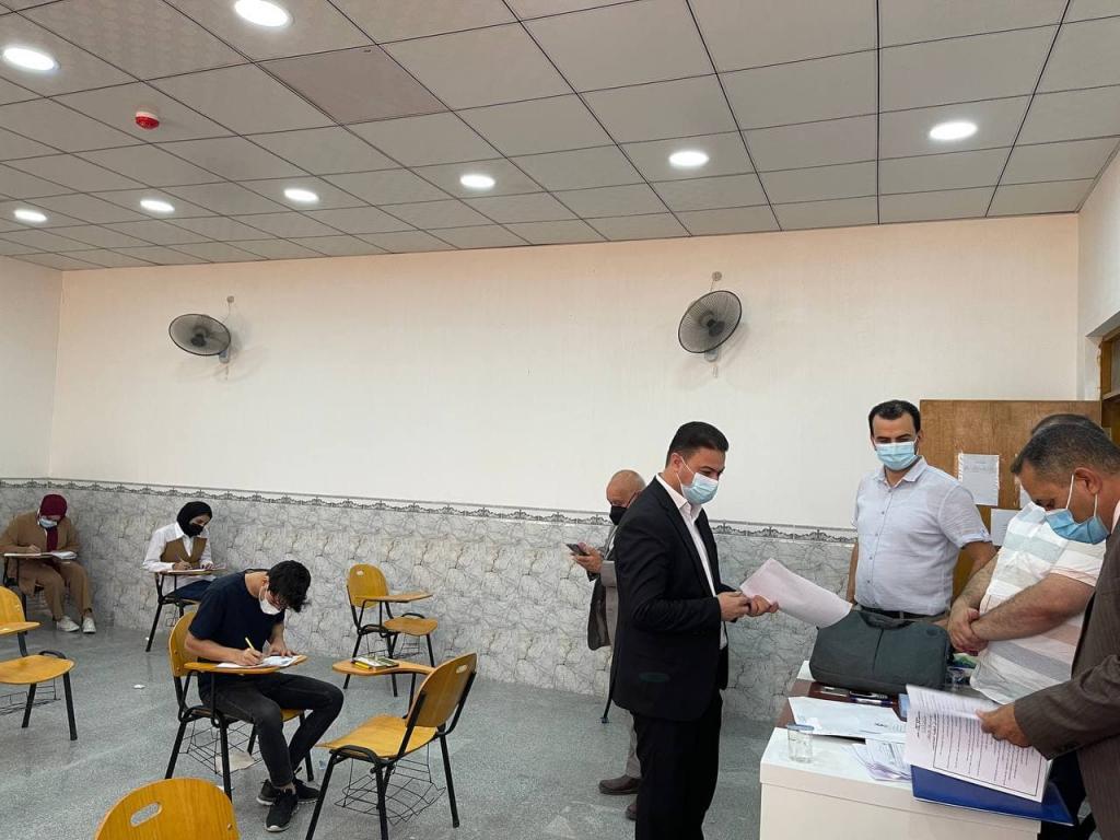 زيارة لجنة من جامعة كربلاء الى كلية طب الاسنان لتفقد سير الامتحانات