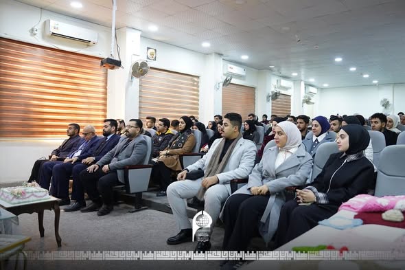 كلية الصيدلة تقيم حفلاً ترحيبياً لاستقبال طلبة المرحلة الأولى وتعزيز روح الانتماء الأكاديمي
