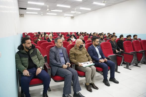 ندوة علمية حول تأثير العلاقات الاجتماعية على واقع الدراسة الجامعية في جامعة أهل البيت (ع)