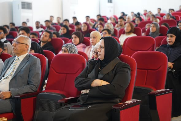 كلية طب الأسنان في جامعة أهل البيت (عليهم السلام) تنظم ندوة علمية حول عضّات الحيوانات وخطر داء الكلب وسبل الوقاية منه